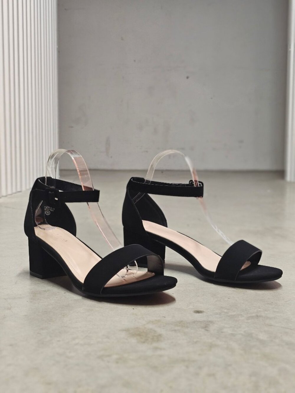 Black Block Heel Open-Toe Sandals With Adjustable Ankle Strap - Womens Shoes For